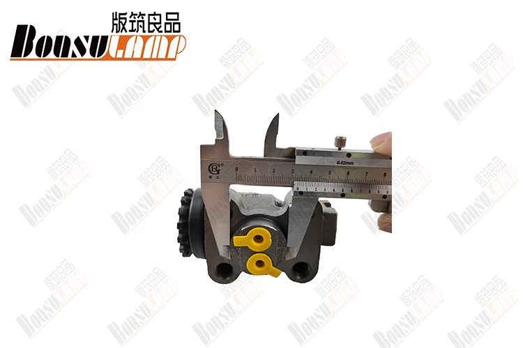 Front Brake Wheel Cylinder R Isuzu Parts For NPR/4HF1 OEM 8-97139820-0 8971398200