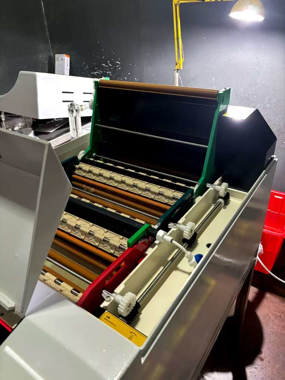 HDL-430D Automatic Film Registration Industry Film Processing Table-top Machine