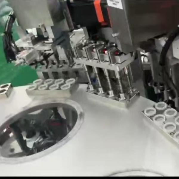 High Precision Stable Pressure Euro Cap Assembly Machine For Pharmaceutical