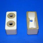 2 Pin Metallized Ceramic Insulator Pure White 95% 99% Purity Glazed Surface
