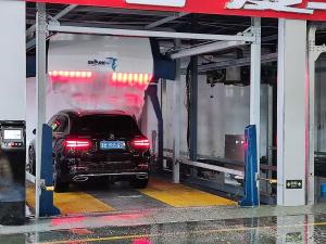 Wholesale Three axis moving Touch Free Car Wash Machine High Water Flushing Pressure Auto Car Wash Machine 360 Car Wash Touchless Machine from china suppliers