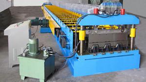 China G550 Galvanized Embossment Steel Flooring Deck Plate Roll Forming Machinery 22KW on sale