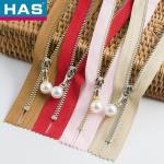 Brass 5 Inch Separating Zipper Gold Teeth Zippers For Handbags