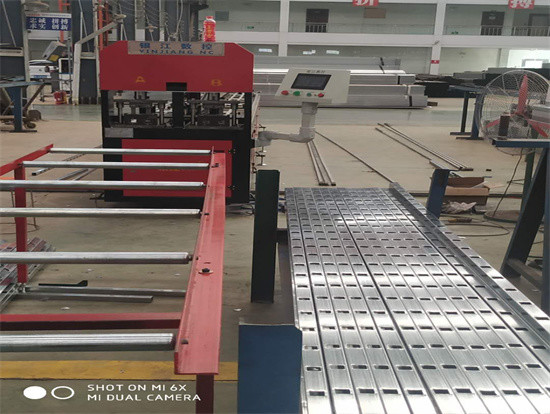 Fully Automatic Guardrail Stamping Press With 5mm Cutting Capacity
