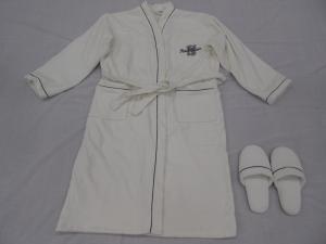 Wholesale cotton velour terry fabric embroidered men dressing gowns with slipper from china suppliers