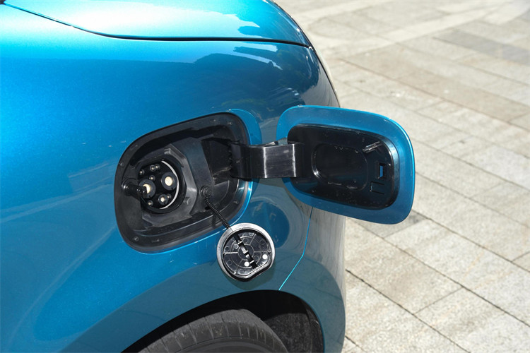 CHANGAN LUMIN China Mini Electric Car 155-301KM Battery Life