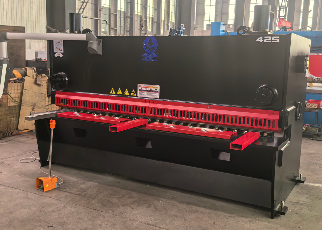 High-End Hydraulic Guillotine With Automatic Angle Adjustment And Blade Gap Adjustment For Precise 4mm Cutting DAC360T
