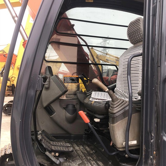 Hitachi ZX70 used excavator with parts and cheaper cost made in Japan 2021 year model