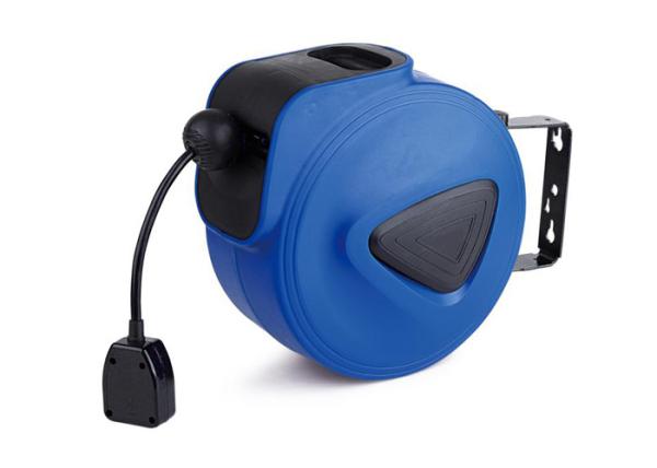 UK Plug Base 20m Cable Reel Drum / 3 Core * 1.5 SQ Retractable Electric Cord