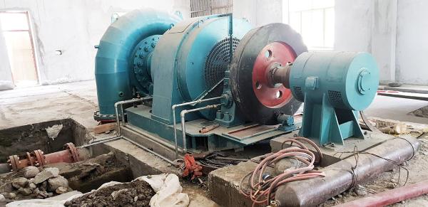 Automatic Control 50Hz/60Hz Francis Turbine Generator 300KW-20MW Power 400V-10kV