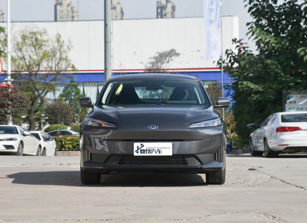Comfortable 2WD DCT 4 Doors Chang An EV Changan Qiyuan A05 Sedan Hybrid 81Kw