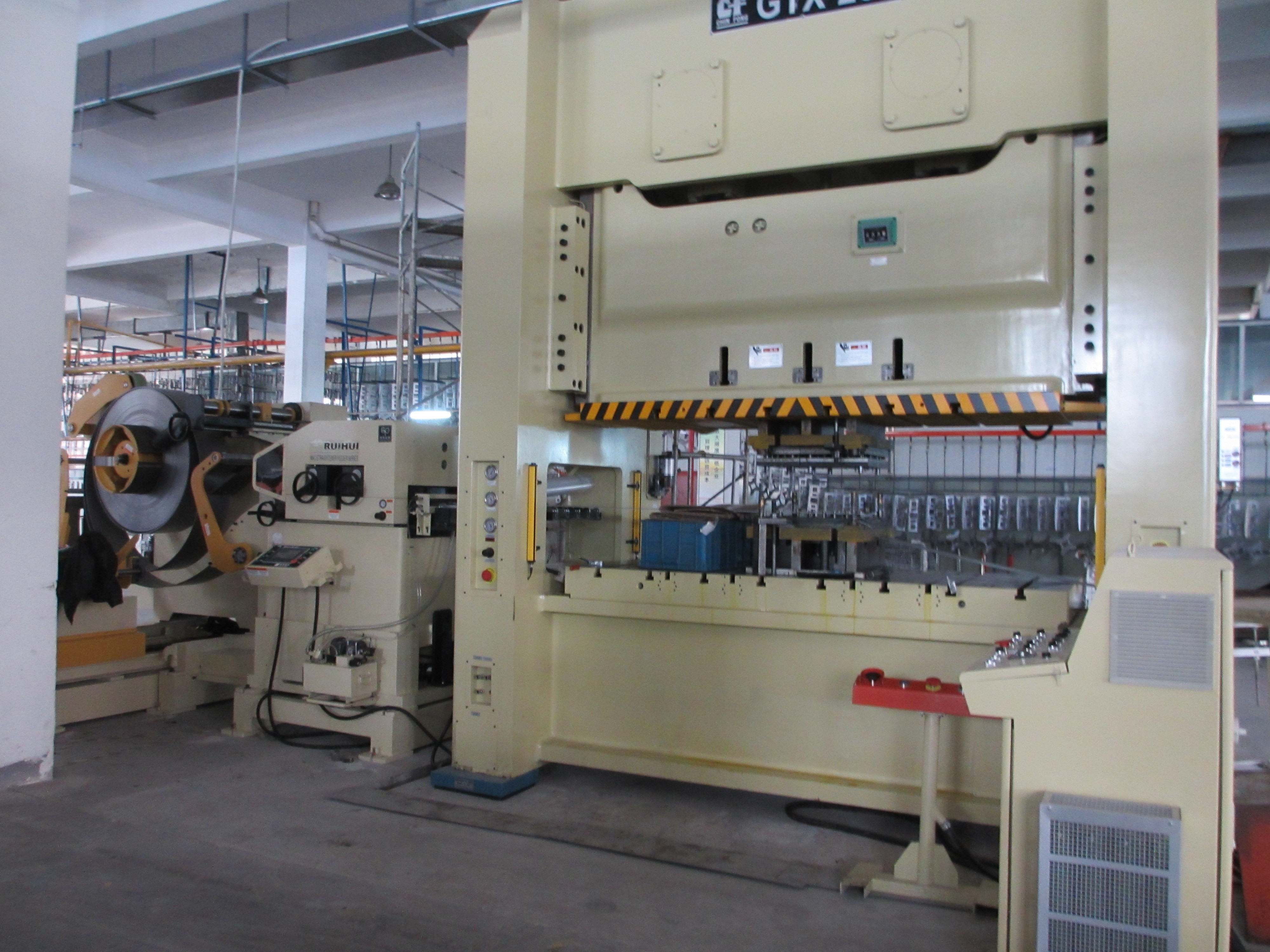 600mm Width AC4.4kw Steel Coil Straightening Machines