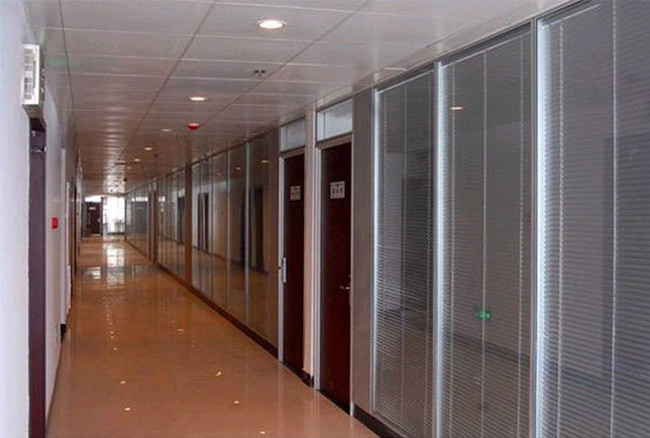 Geling Meeting Room Demountable Partition Wall 1000-4500mm With Blind