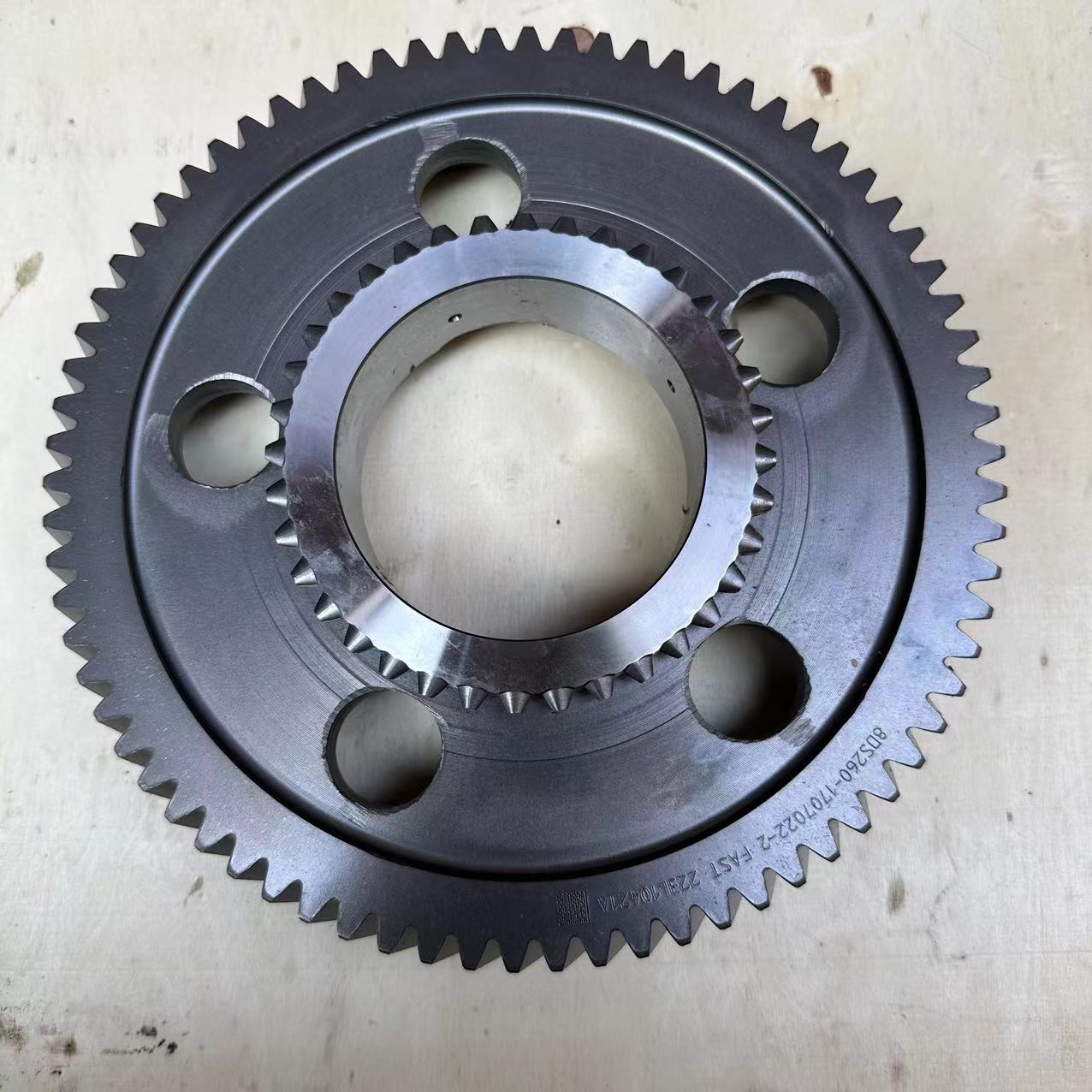 Standard Size Metal Truck Parts 8DS260-1707022-2 Retarder Gear Second Axle Gear Power Output