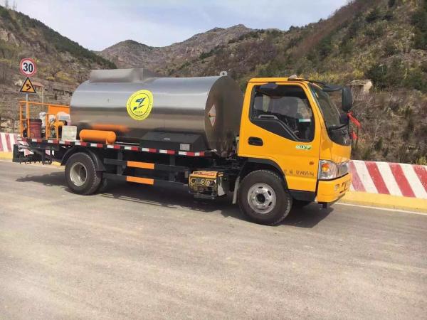 STARRY Asphalt Road Construction Equipment Asphalt Paving Trucks 6m Distribution