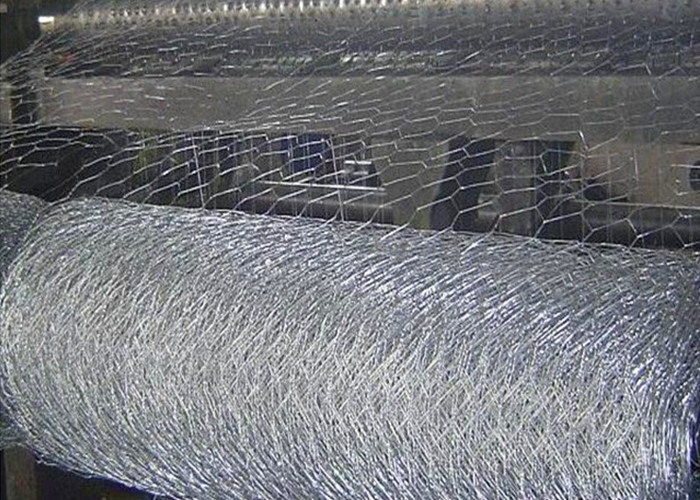 Straight Twisted Hexagonal Wire Netting Mesh 5/8" For Poultry Cage