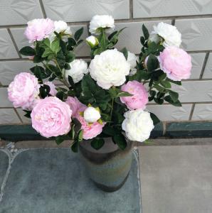 China Decorative Artificial Flower Bouquet Peony Flowers For Home Wedding on sale