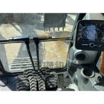 Hyundai 305LC 30Ton Crawler Excavator 198KW for Infrastructure Projects