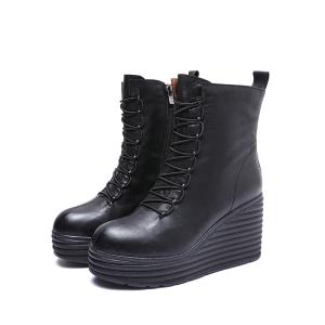 Wholesale S222 PU foam light weight thick-soled mid-tube women's boots retro ethnic increase simple autumn and winter warmth from china suppliers
