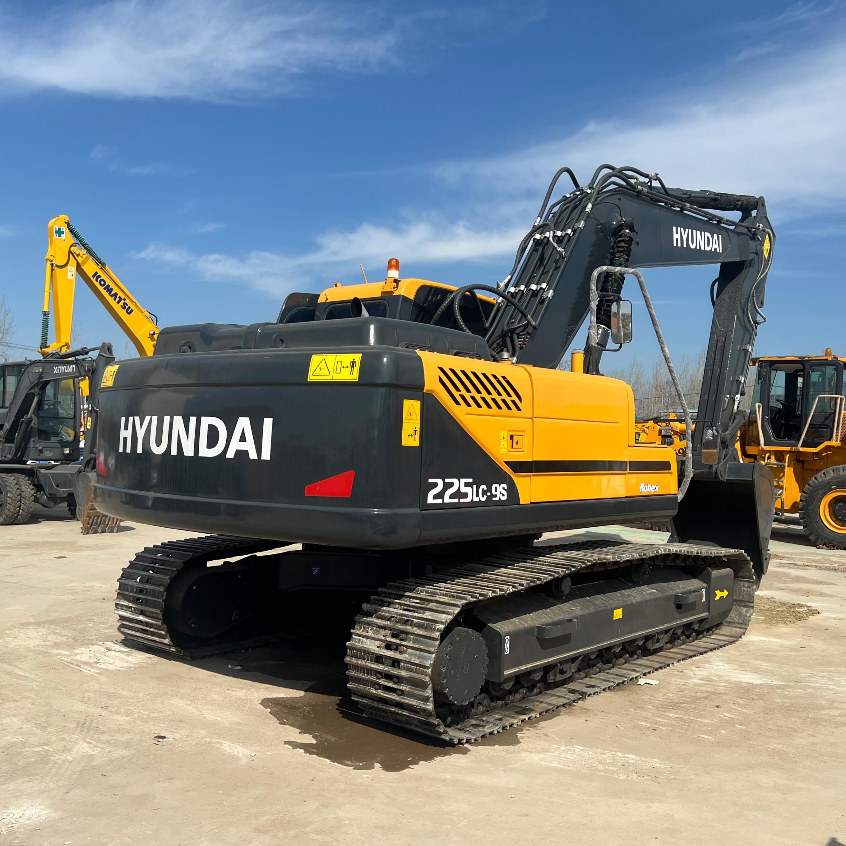 Original Brand Used hyundai 225-lc-9s Hydarulic Crawler Excavators 22 Ton Road Construction Machine for Sale