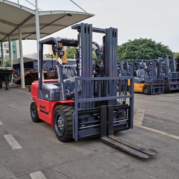 Xinchai/Japan Engine Forklift 2.5 3 4 5 6 7 10 Ton Fork Lifter Truck with 3