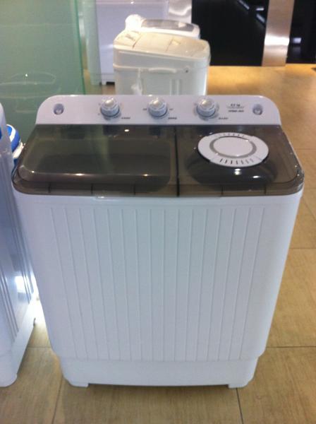 Water Efficient Movable 7.8kg Household Dual Tub Washing Machine With White
