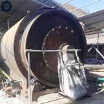 5 Ton Batch Type Waste Tyre Plastic Recycling To Fuel Oil Pyrolysis Plant
