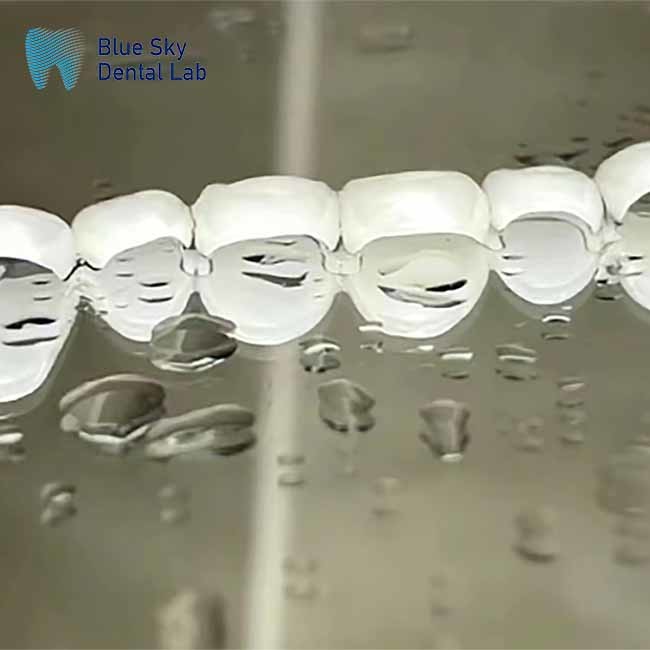 Ultrathin E Max Veneers Ingot Class Ceramic Natural Looking Veneers