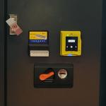 JCVISION Automatic Vending Machine 22inch Snack and Drink Beverage Vending