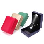 Jewelry Package Hanhong Gold Leather LED Ring Box with Silk Screen Print and