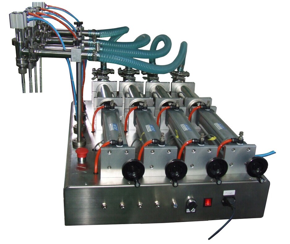 4 Heads Pneumatic Liquid Filling Packaging Machine For Beverage Oil Shampoo