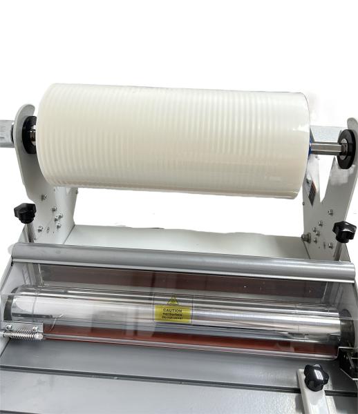 Eco Friendly Transfering Varnish Anti Scuff Matt Flexible Laminated Packaging