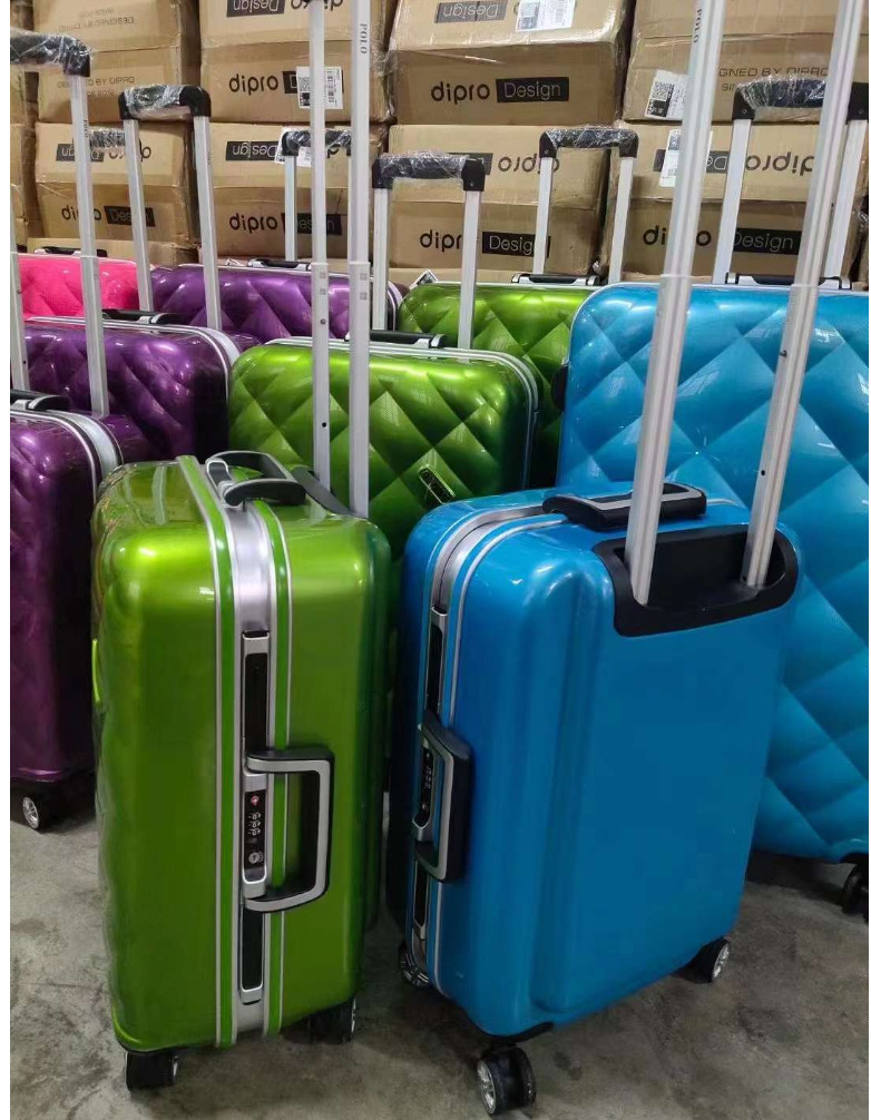 Smart Carry On Luggage Lap Top Stand Travelling Bags Clothes With Trolley School Bag Packs Wheel Trolleys