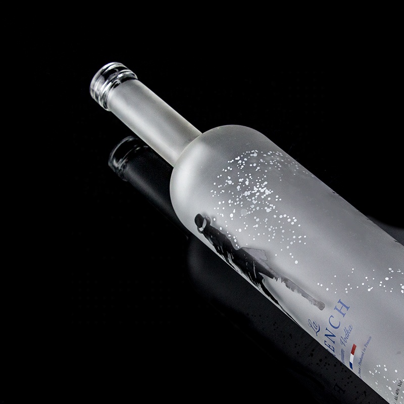 Glass 750ml 500ml Decal Printing Vodka Bottle With Frosted Design And Base Material