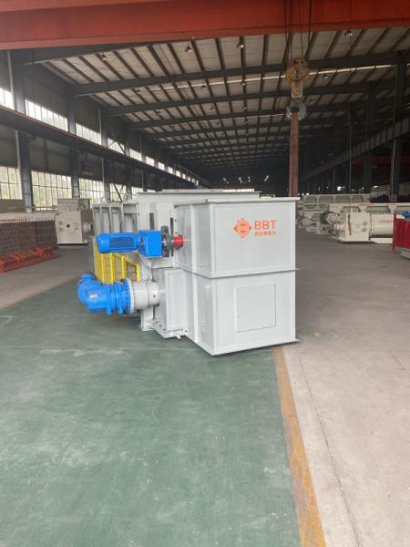 Quality Plate Feeder Automatic Cement Brick Making Machine 10 - 50m3/h Capacity for sale