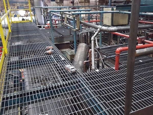 Hot Dip Galvanized Industrial Steel Grating Platform Carbon Trench Cover