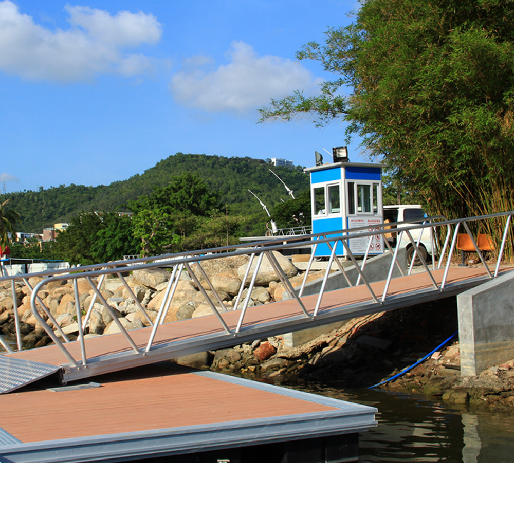 Durable Aluminum Dock Gangway , Aluminum Boat Dock Ramps With Roller