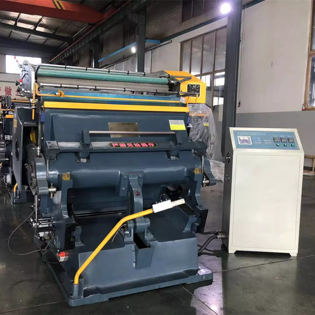 4.0kw 380Volt Auto Creasing And Die Cutting Machine ML1200 Model
