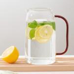 Heat Resistant Borosilicate Glass Water Pitcher 1600ml 56 Oz With Amber Handle