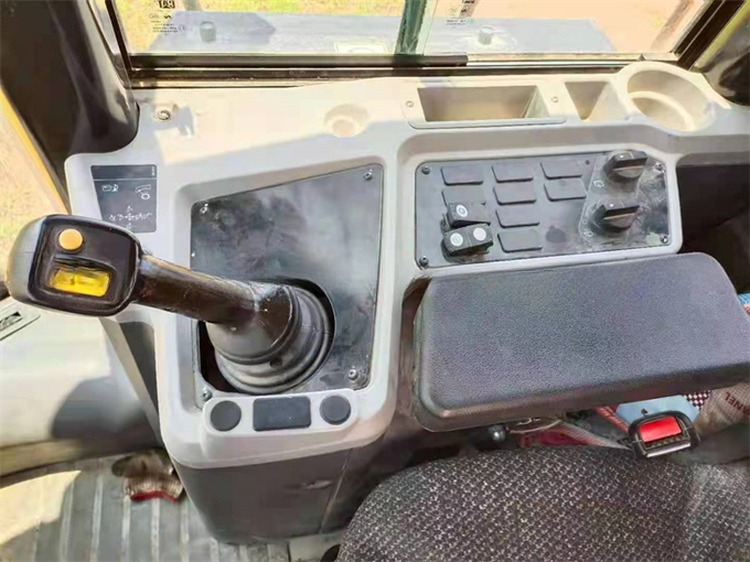 Max. Torque Of 1099 Nm 2018 Caterpillar CAT 950GC 950 Wheel Loader For Country Markets