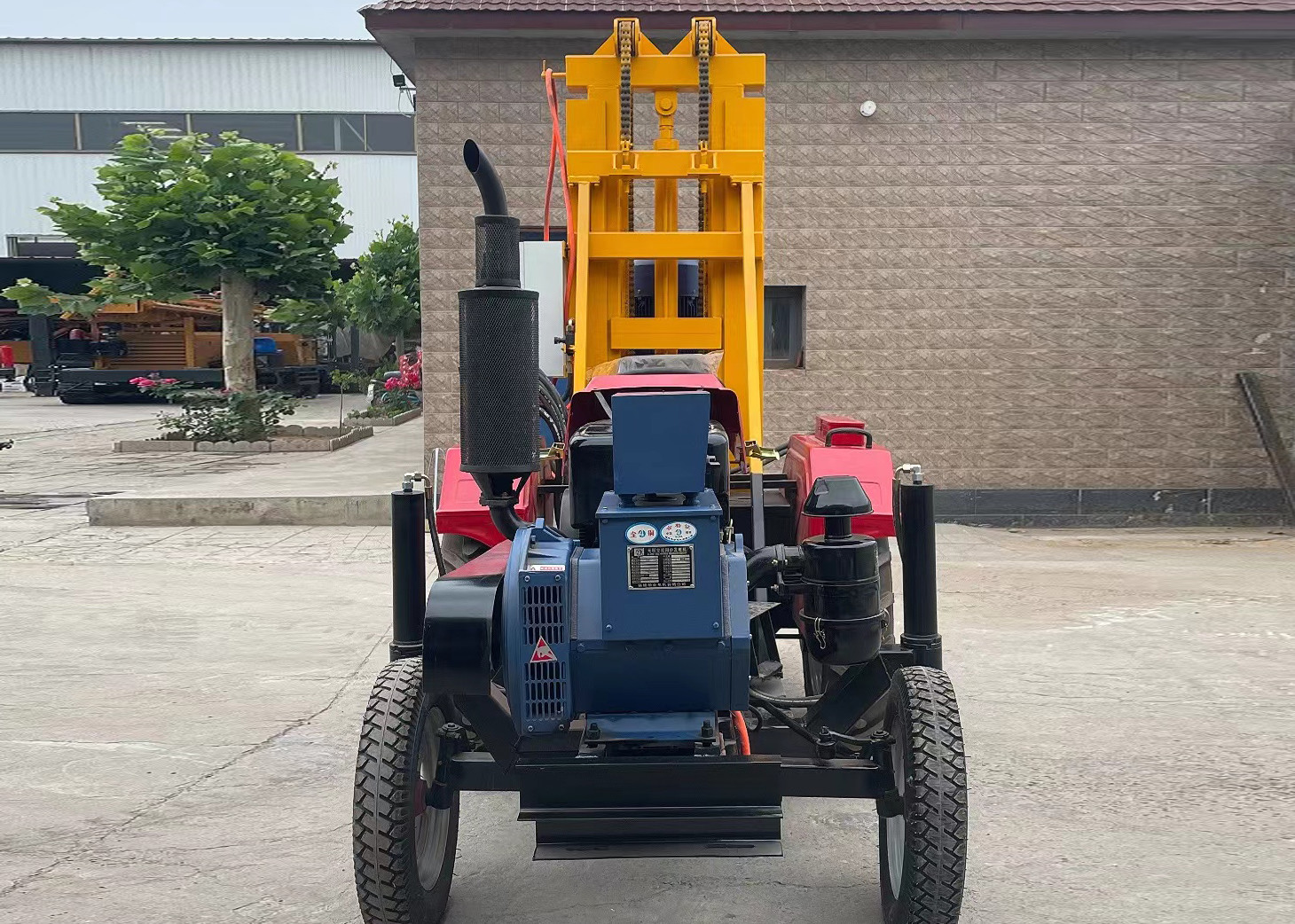 100 Meters Drilling Depth Water Well Drilling Rig Machine with Optional Color and 76mm Rod Hole Diameter
