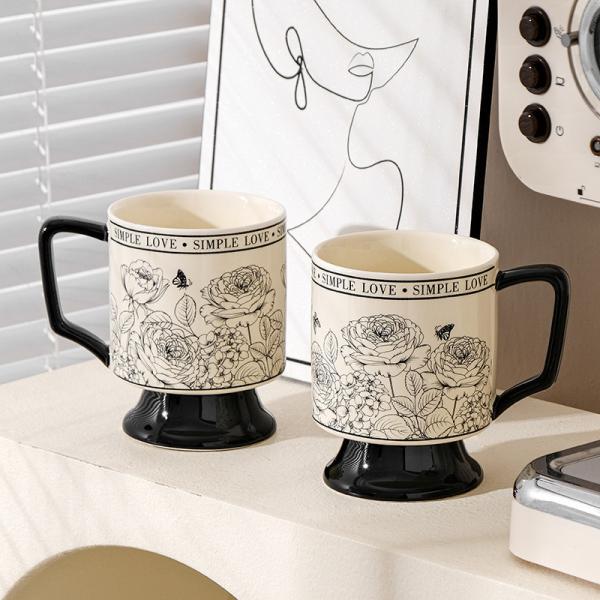 Retro Ceramic Mug and Spoon Set 430ml Capacity for Hot or Cold Beverages at