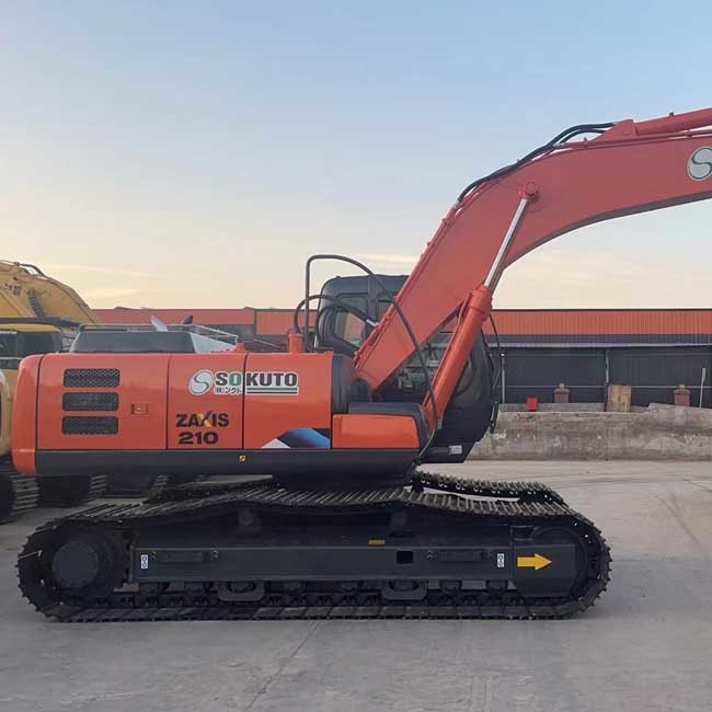 0.91m3 Bucket Capacity Original Heavy Equipment Used Middle HItachi Excavator ZX210-3