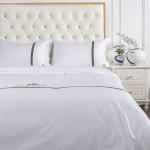 Dobby 100% Cotton Hotel Bedding Sets With Decoration Line