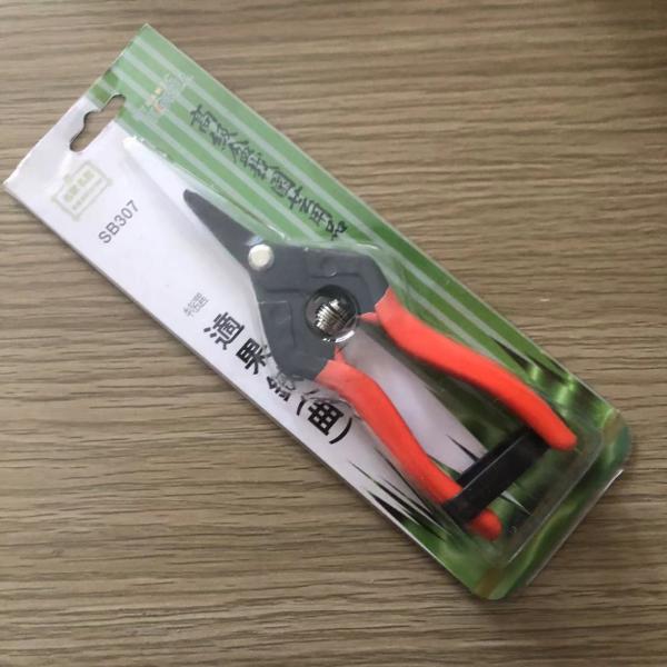 Garden Pruning Shears Featuring A High-Quality Carbon Steel Blade SINSEUNG SB307