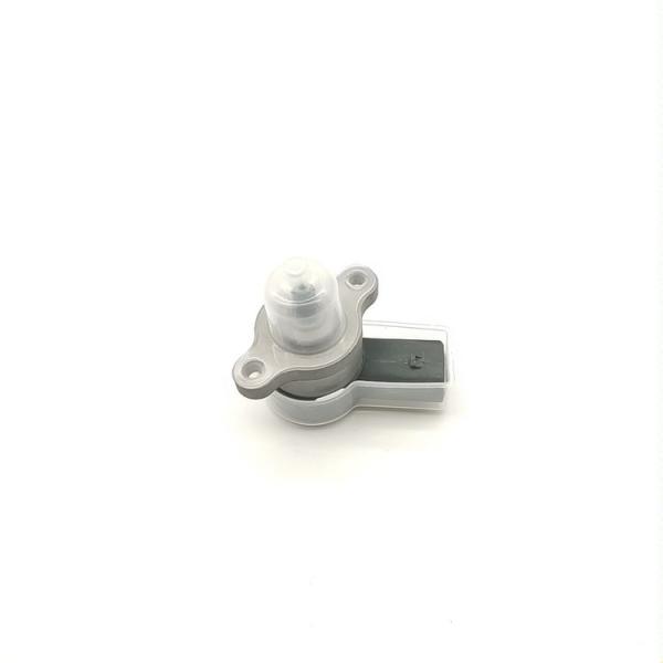 Fuel Pressure Regulator Metering Valve OE 05139699AA 5139699AA 6110780149 for