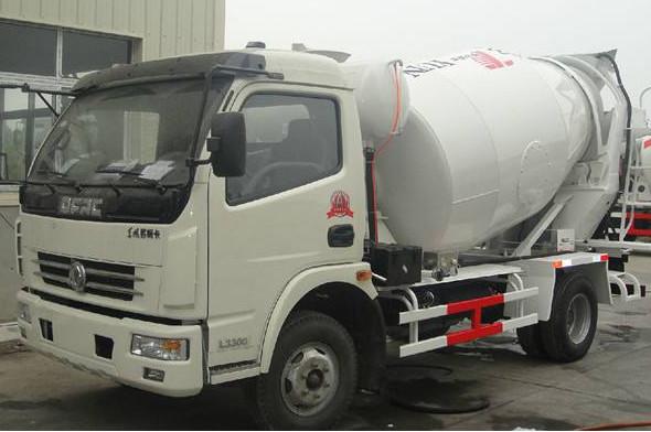 3m3 concrete mixer truck/small mixer/concrete transport truck/4X2/Cummins engine
