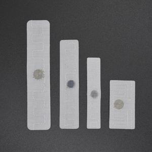 China 860-960MHz RFID Textile Laundry Tag , UHF Woven Flexible Tags For Hotel Sheets Tracking on sale