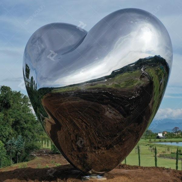 Customized Mirror Polished Contemporary Stainless Steel Love Me Sculpture In