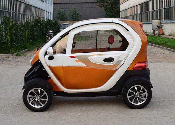 Family Use 72 V 1000 W Mini Electric Car Fashion Color With 2 Seats